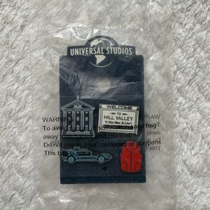 Universal Studios Exclusive Back To The Future 4 pin set